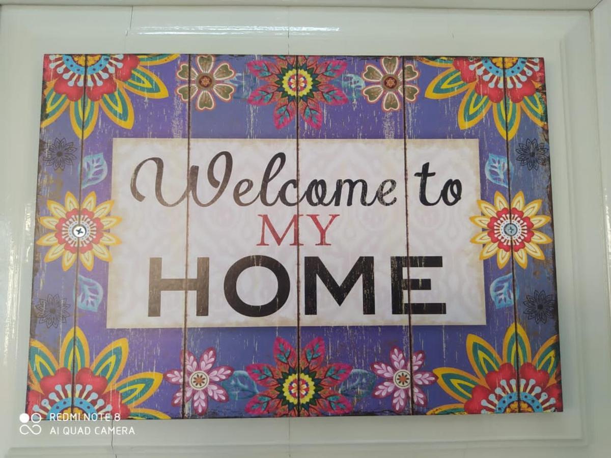 Pd Laguna Homestay Red Петалинг Джая Екстериор снимка